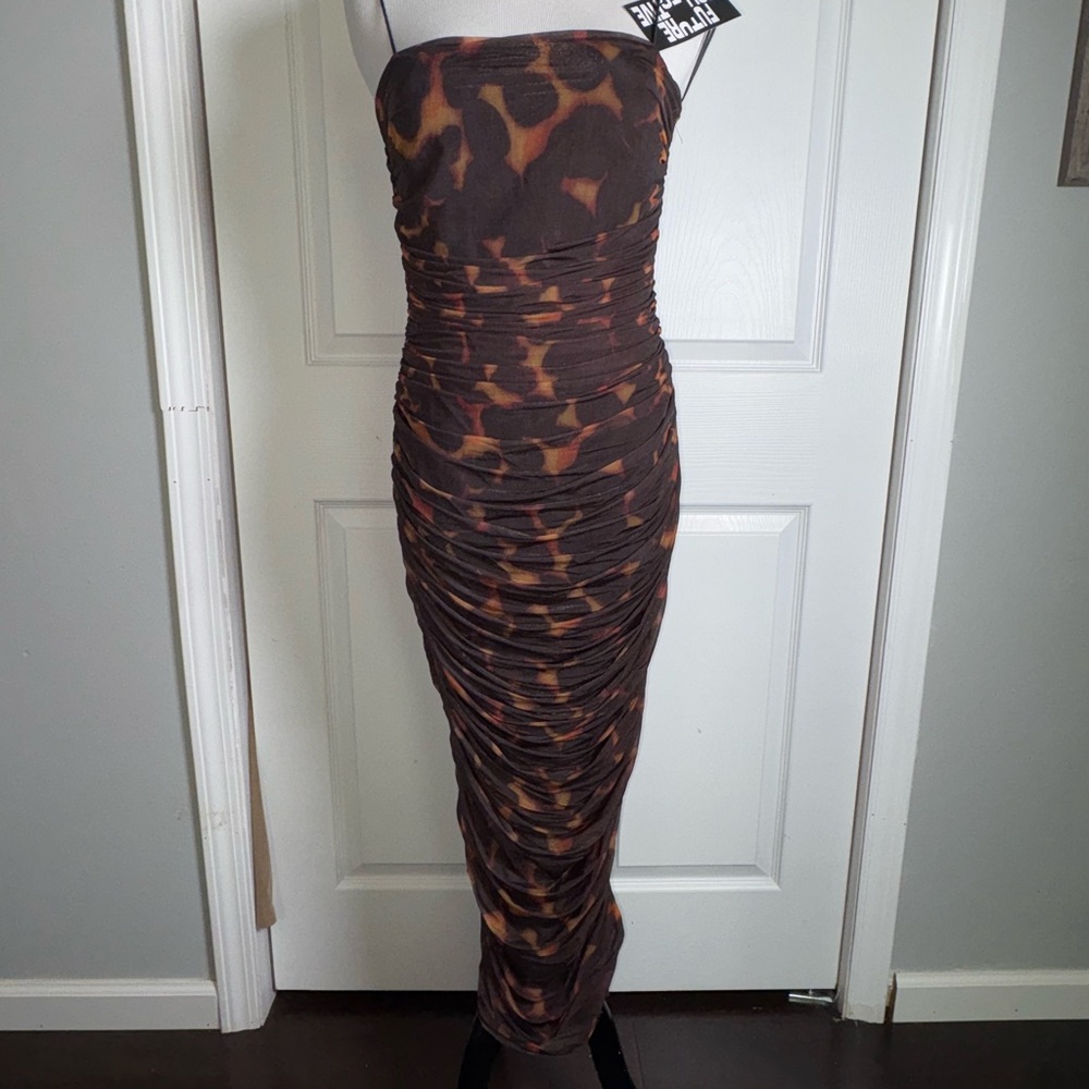 NWT Future Collective Leopard Print Ruched Midi Dress. Size S.